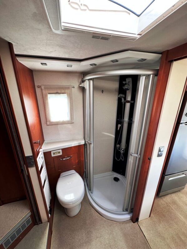 Autocaravana PHOENIX LINER 11600 BM STYLX ELEGANCE - Imagen 10