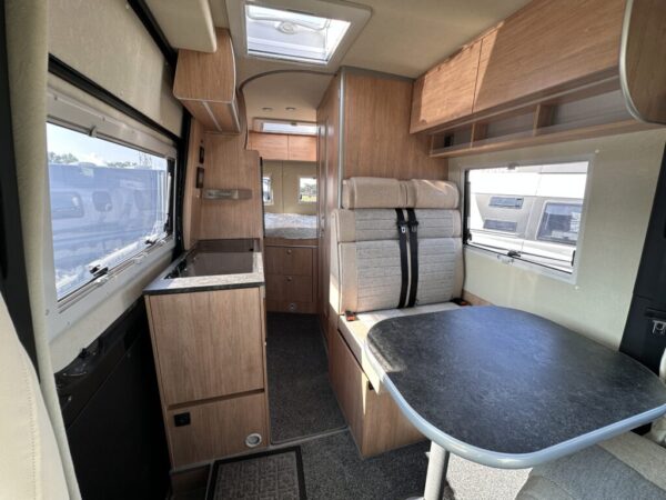 Autocaravana LA STRADA REGENT S 4X4 - Imagen 12