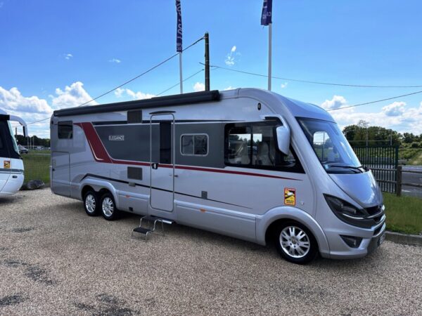 Autocaravana BURSTNER ELEGANCE I 910