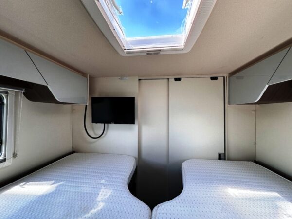 Autocaravana BURSTNER ELEGANCE I 910 - Imagen 21