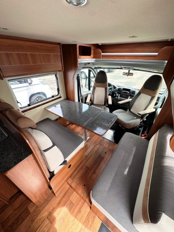 Autocaravana DETHLEFFS T 7151 GLOBE 4 LUXUS - Imagen 9